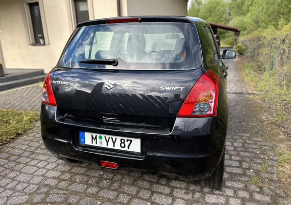 Suzuki Swift cena 17400 przebieg: 163000, rok produkcji 2010 z Starachowice małe 352